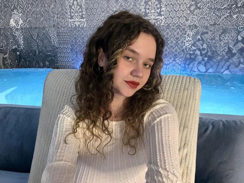 ElliaWesty – webcam model profile photo