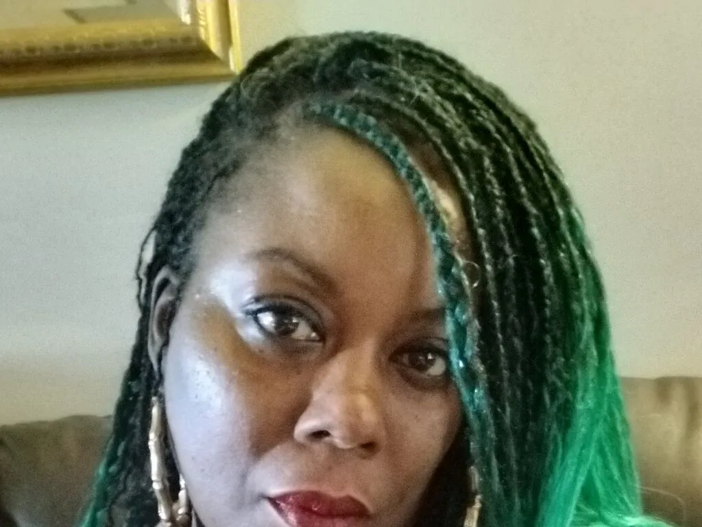 EmpressReign – webcam model profile photo
