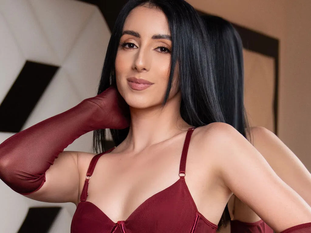 IsabellaVela – webcam model profile photo
