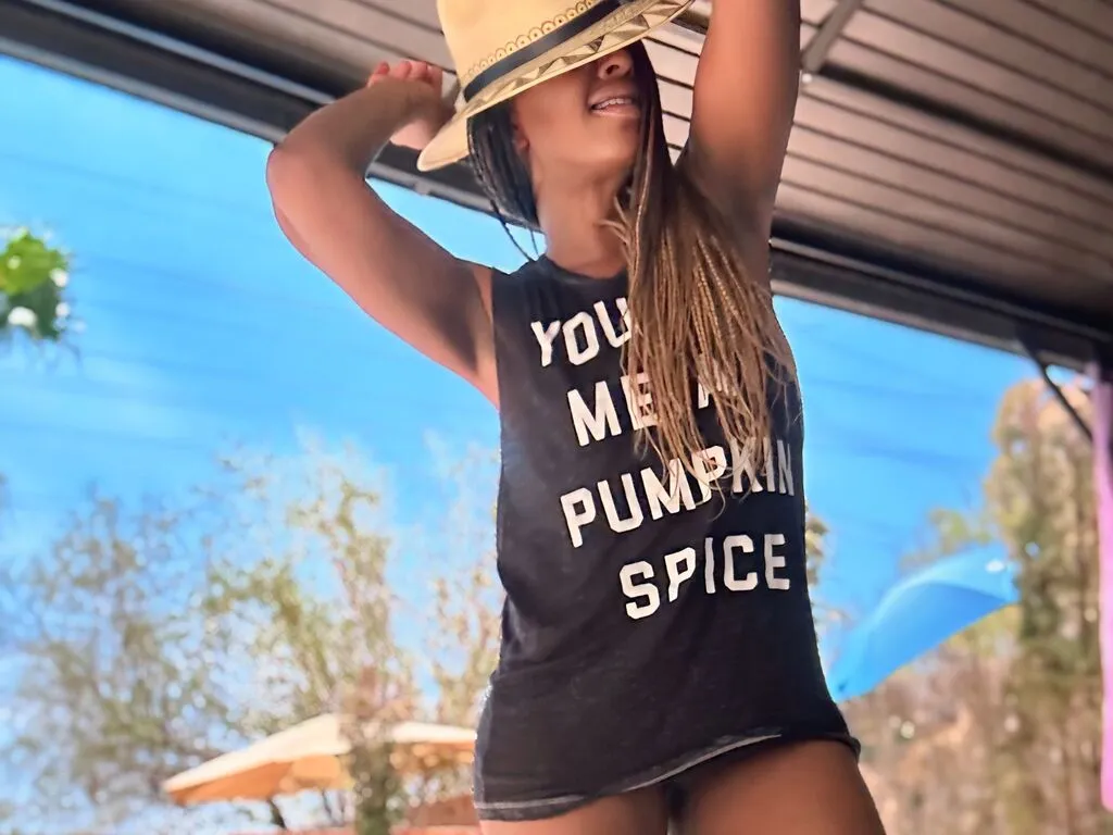 LalaLisbeth – webcam model profile photo