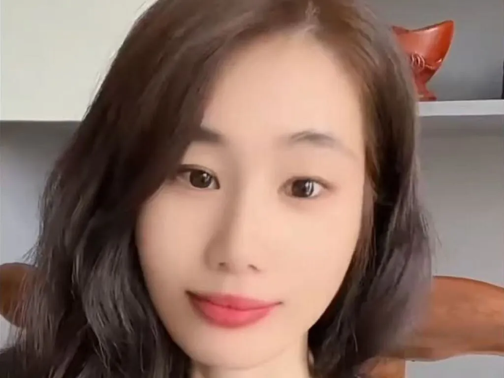 LeslieYi's Thumb Image
