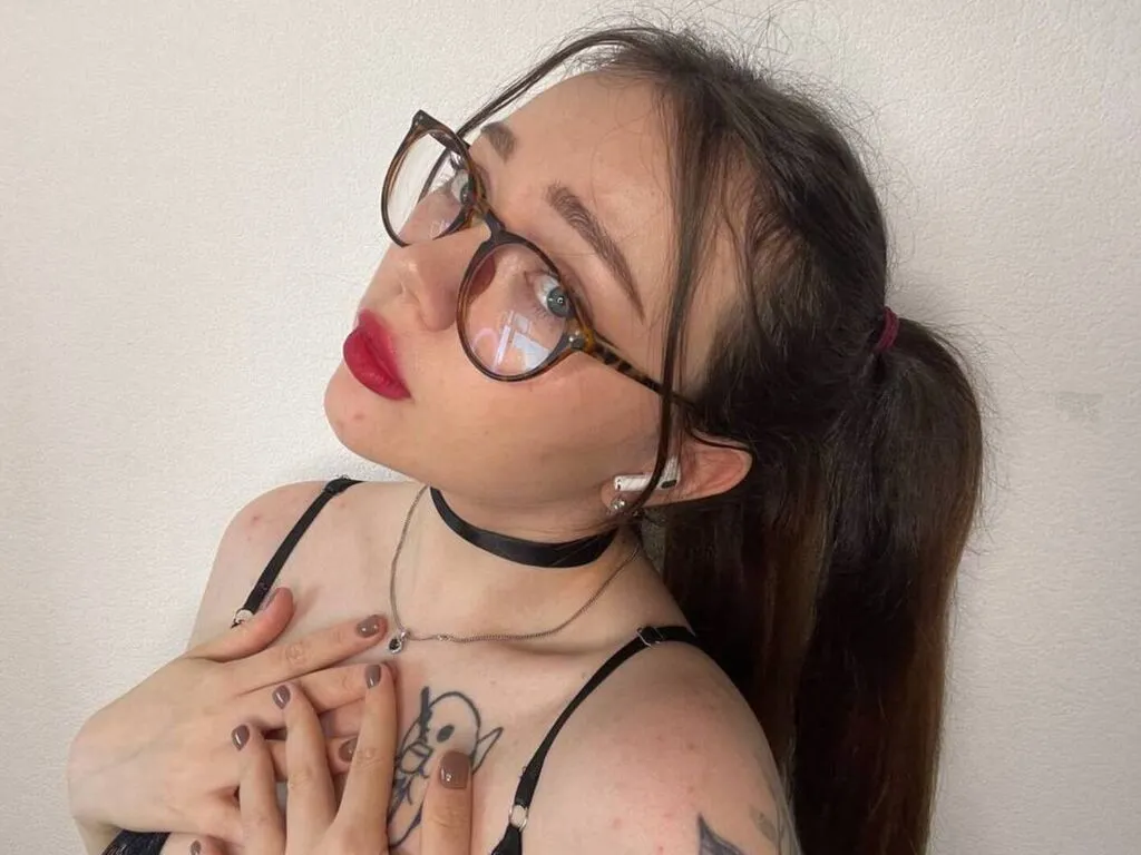MilenaHailey – webcam model profile photo