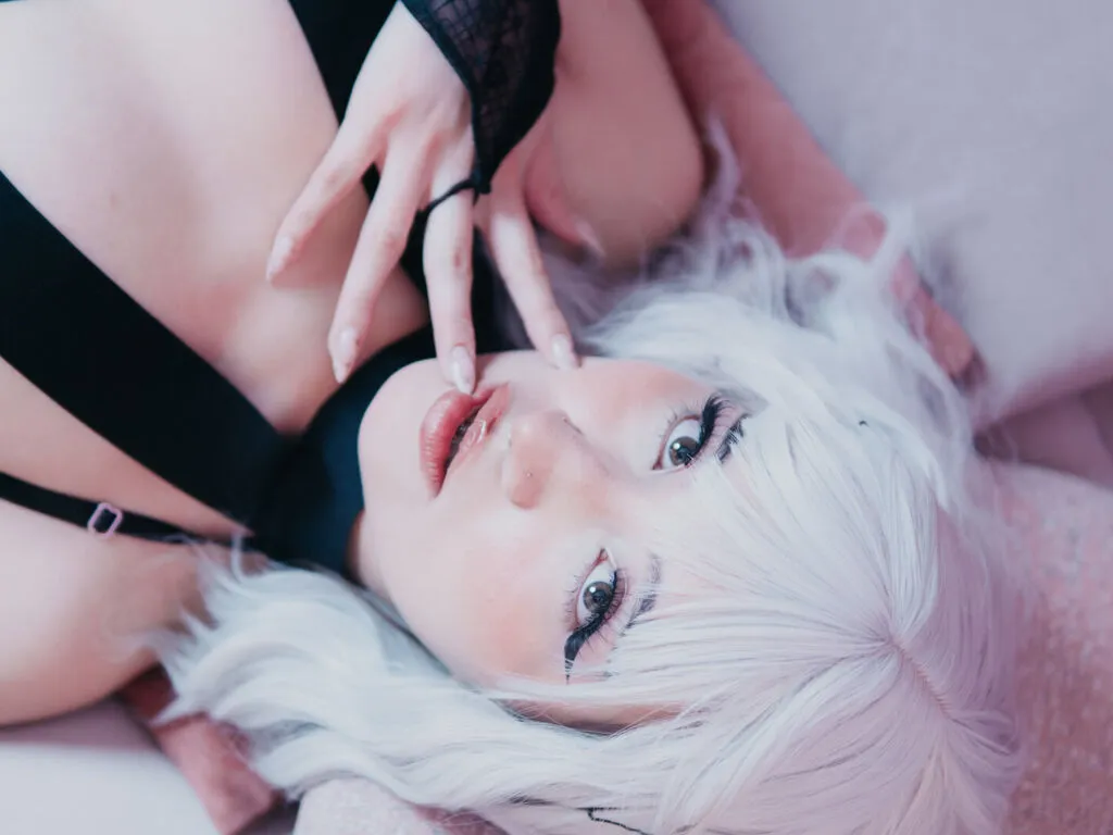 PinkVelvet – webcam model profile photo