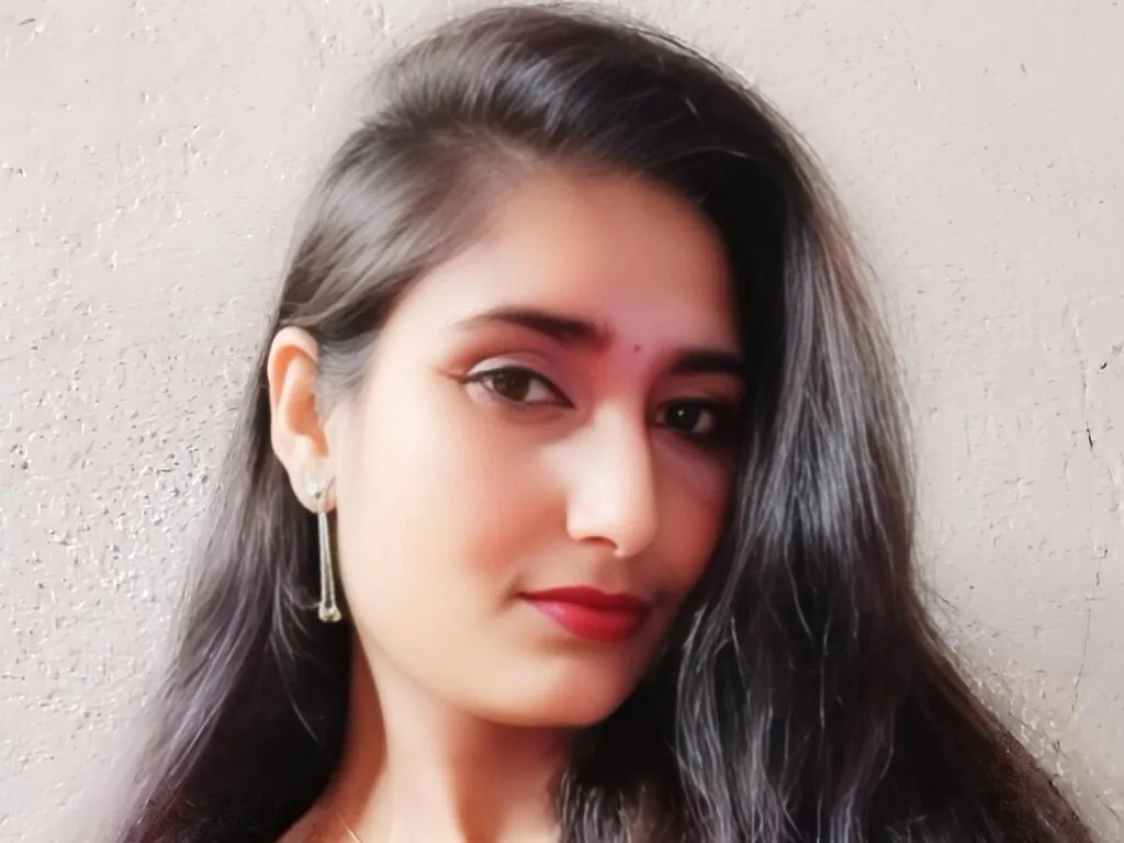 ZoeSathi's Thumb Image