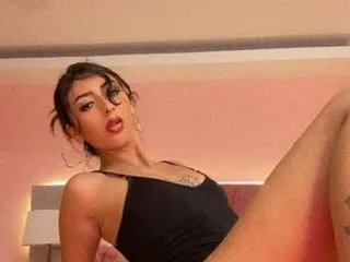BellaaCherry – webcam model profile photo