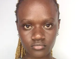 Bitch_topia – webcam model profile photo