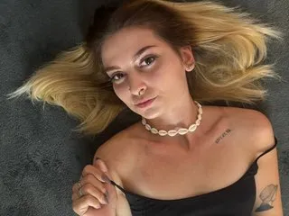 CoraMadison – webcam model profile photo