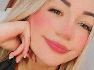 Live with Sara019 on PrivCamWeb