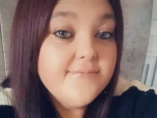 UKRubyPlaysxo – webcam model profile photo