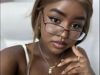 Wendyy_Love's Thumb Image